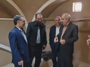 بازدید دادخدا سالاری مدیر کل بازرسی استان کرمان از خانه های تاریخی بازسازی شده توسط شرکت جهاد نصر کرمان